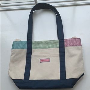 Vineyard Vines tote bag